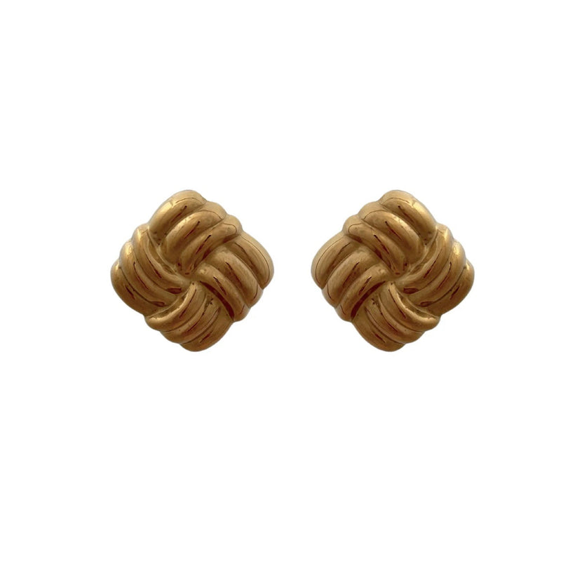 Weaved Stud