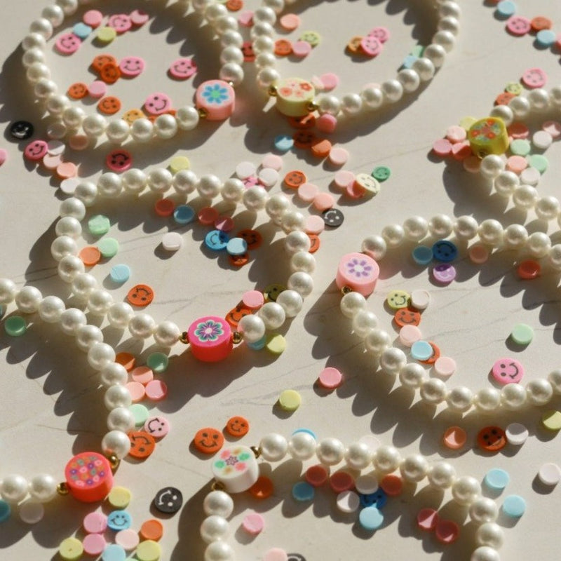 Pearls with groovy flower Bracelet